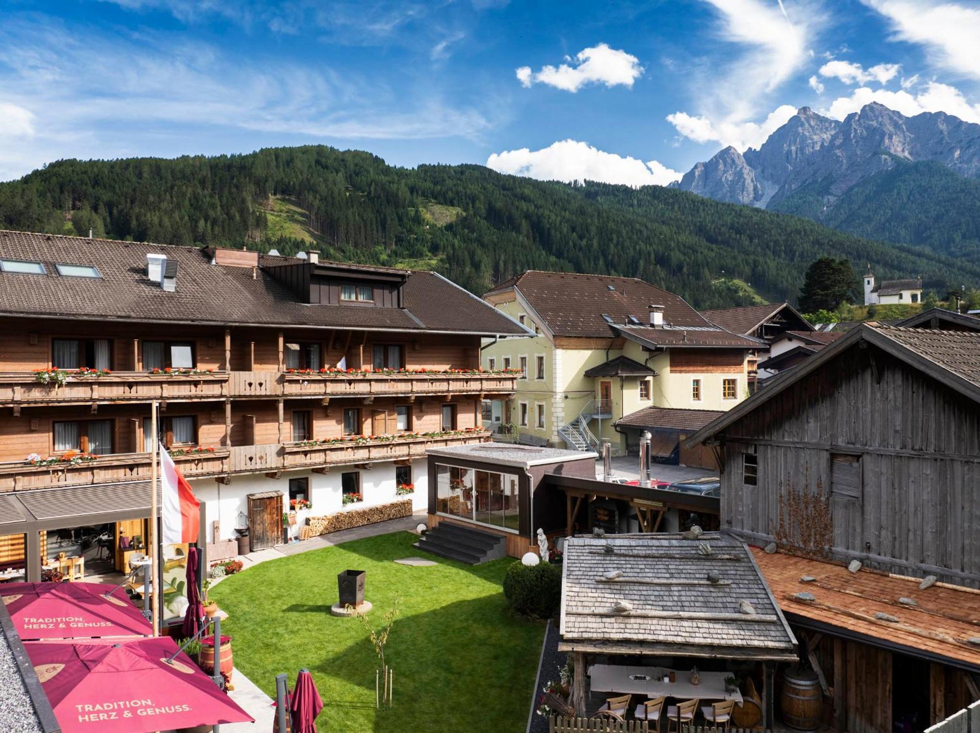 Hotel Alpenstolz Mieders Buitenkant foto