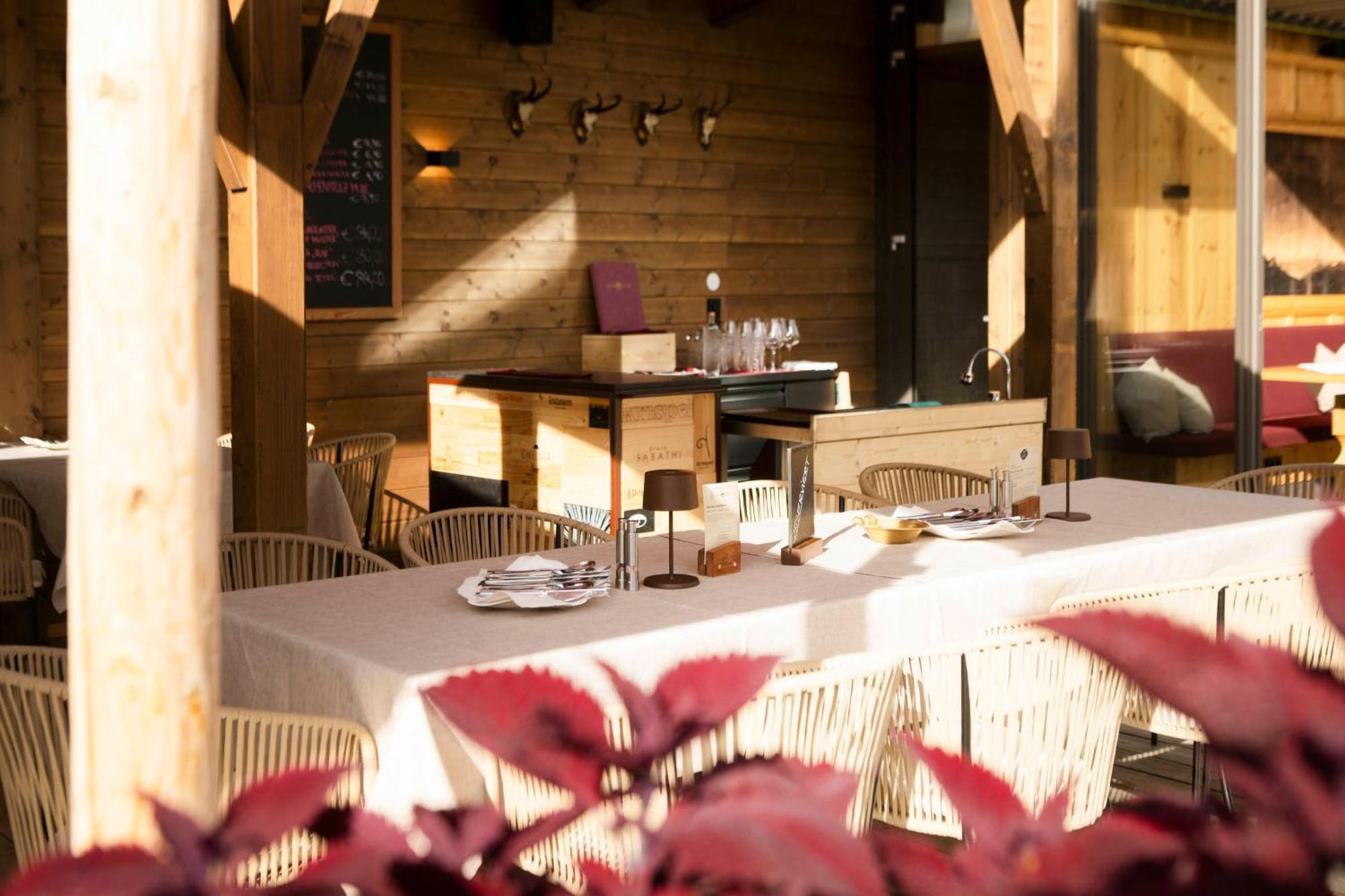 Hotel Alpenstolz Mieders Buitenkant foto