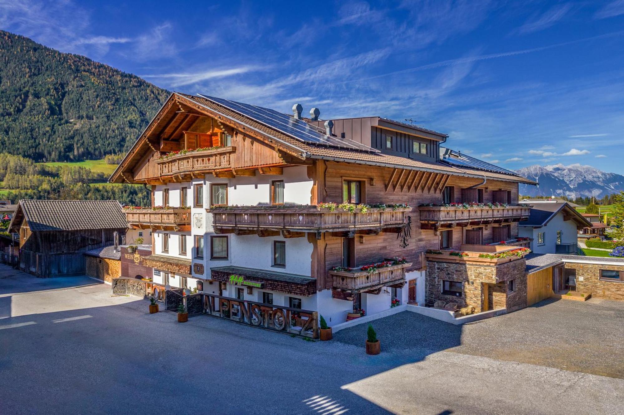 Hotel Alpenstolz Mieders Buitenkant foto