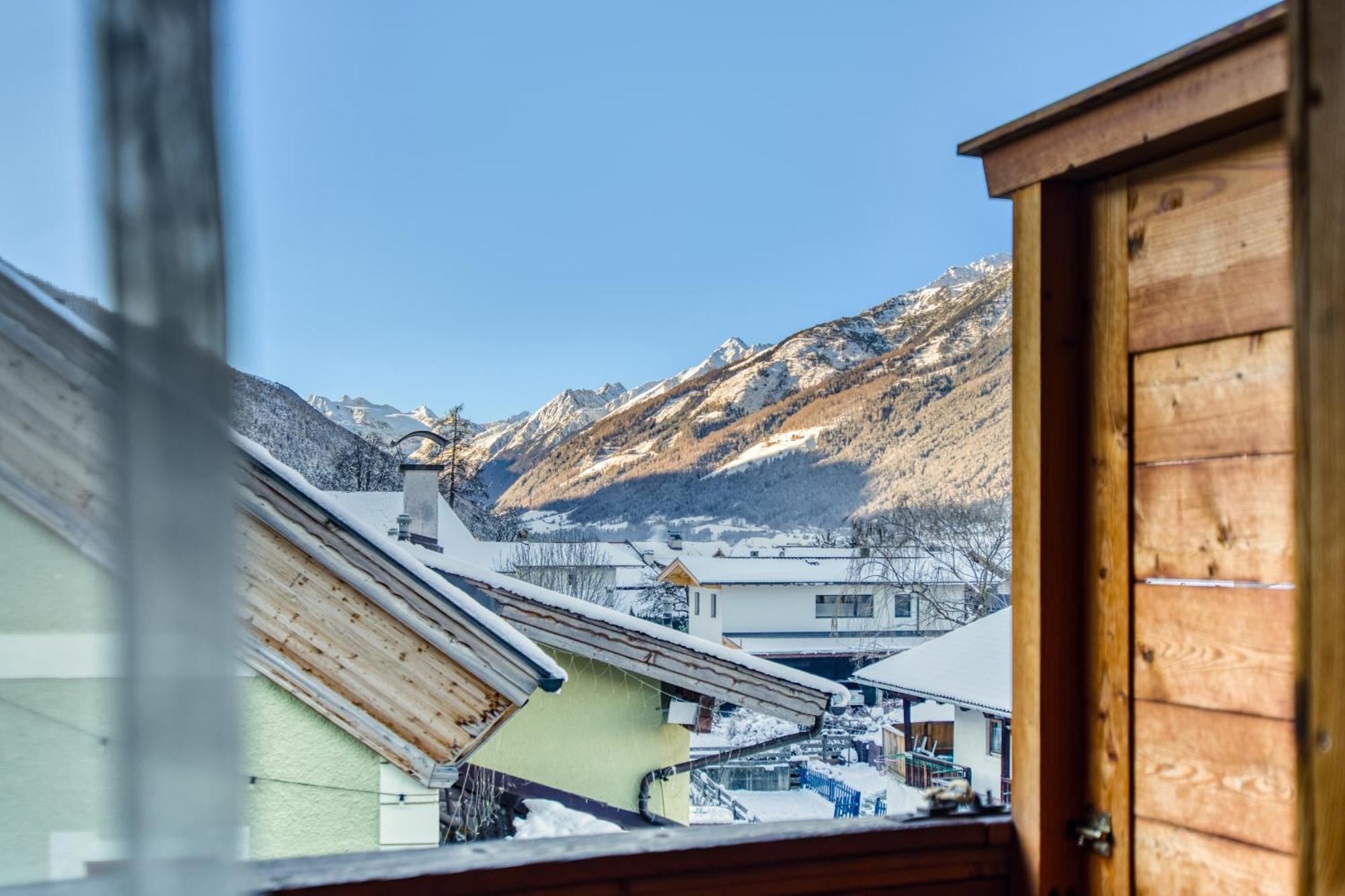 Hotel Alpenstolz Mieders Buitenkant foto