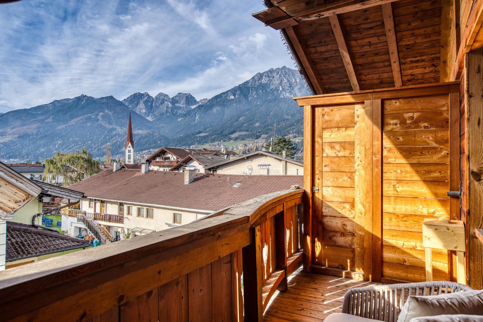 Hotel Alpenstolz Mieders Buitenkant foto